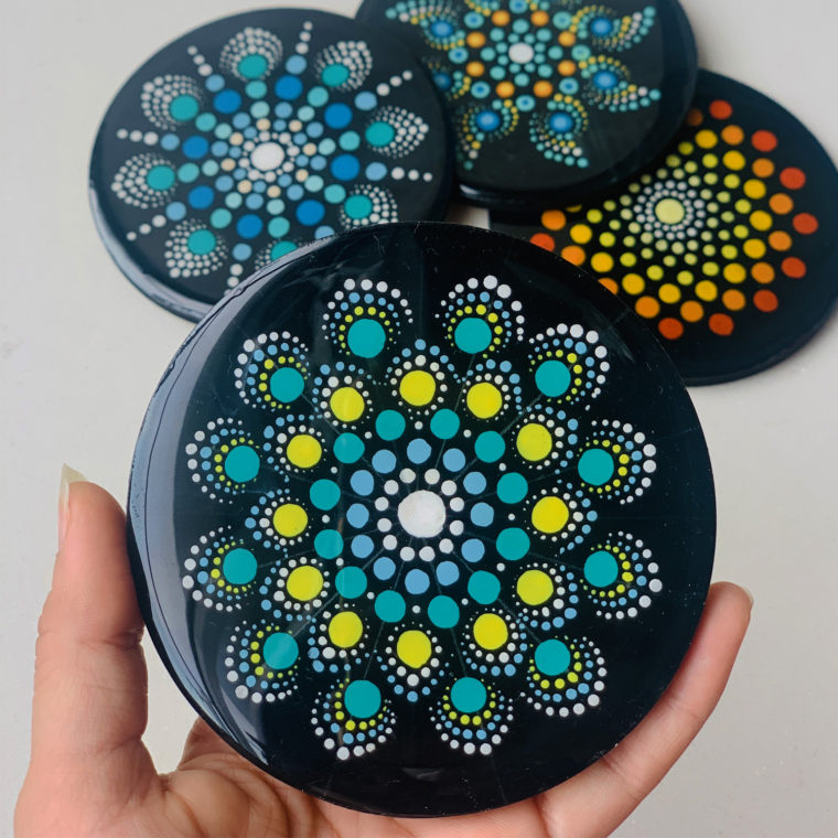Dot Mandala + Resin Coasters workshop - Paintology